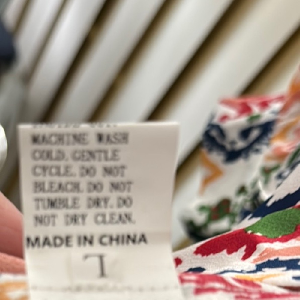 NEW Colorful Patterned Blouse - Picture 2 of 7